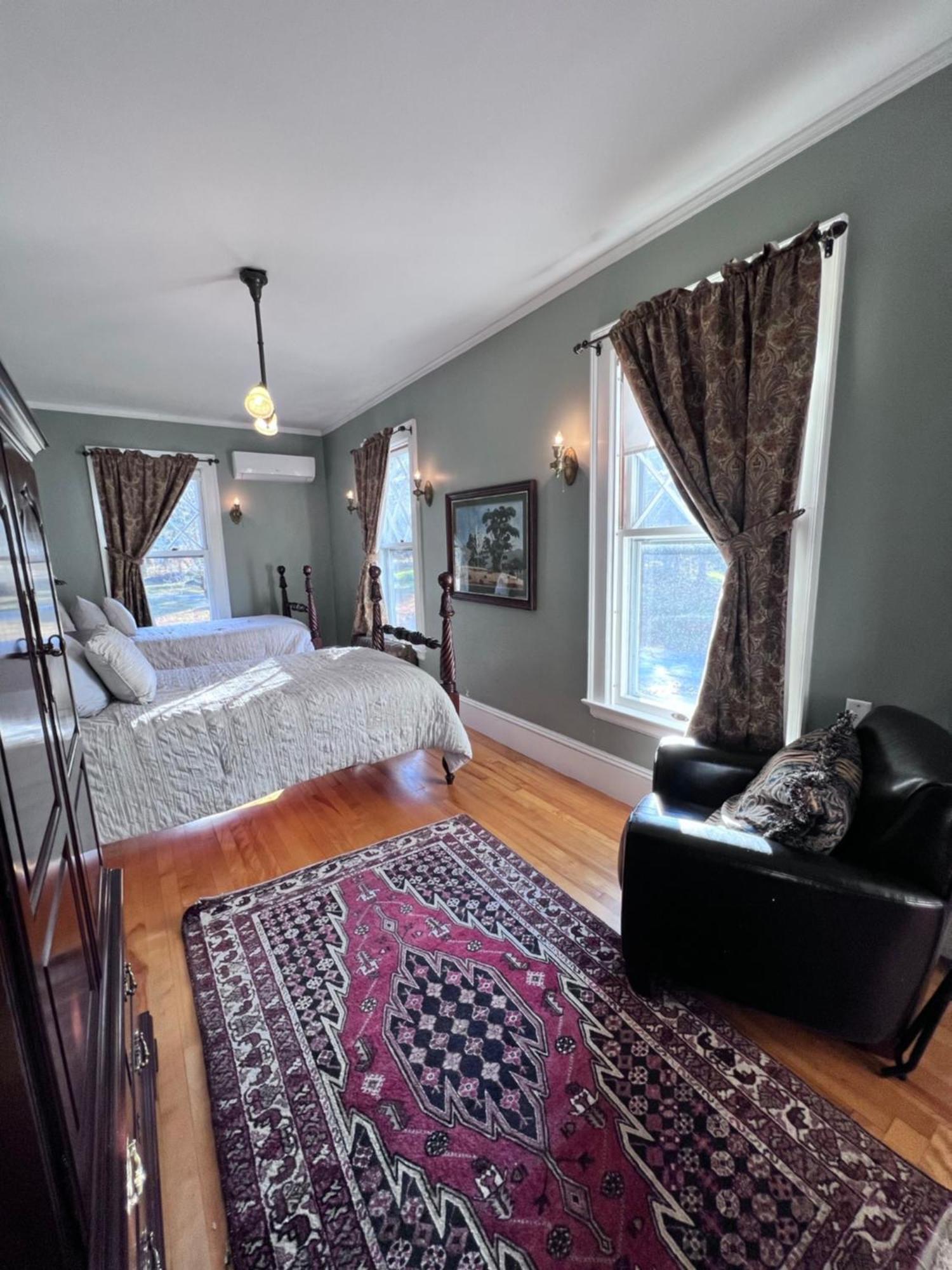 The Mulburn Inn Витлеем Екстериор снимка