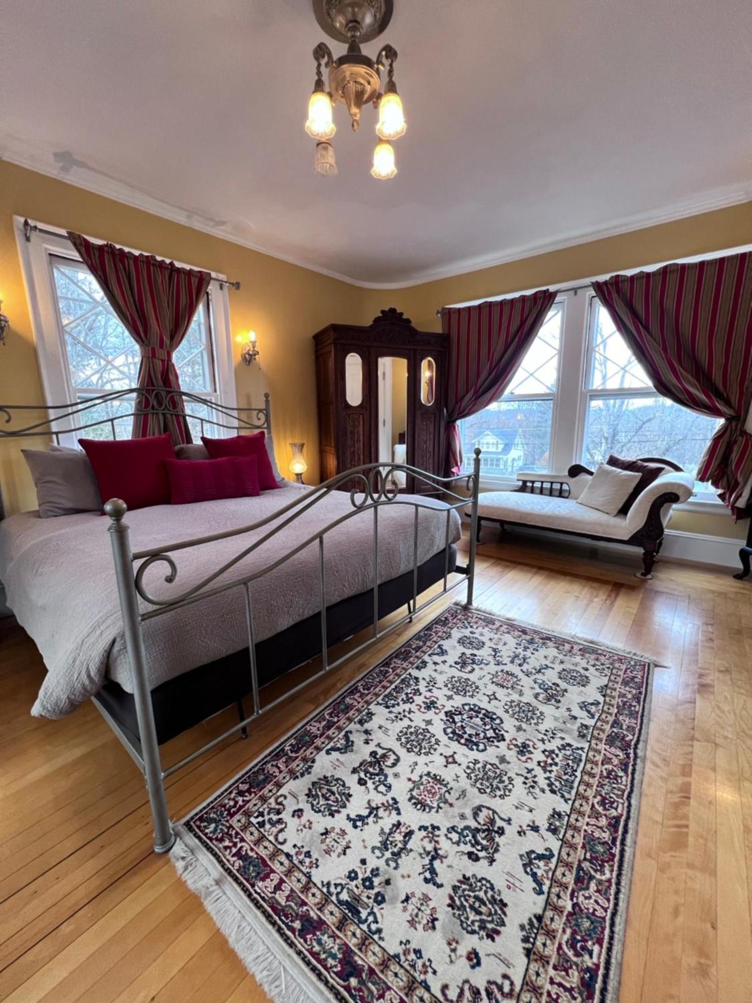 The Mulburn Inn Витлеем Екстериор снимка